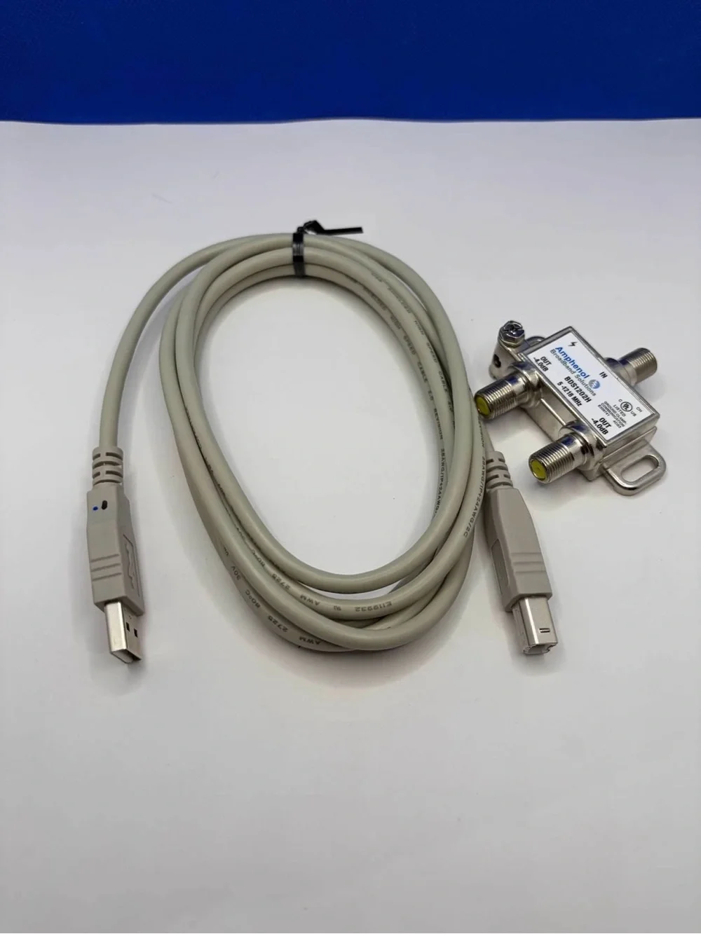 Amphenol BDS1202H 2-Way Coax Cable Splitter + USB Printer Cable Bundle